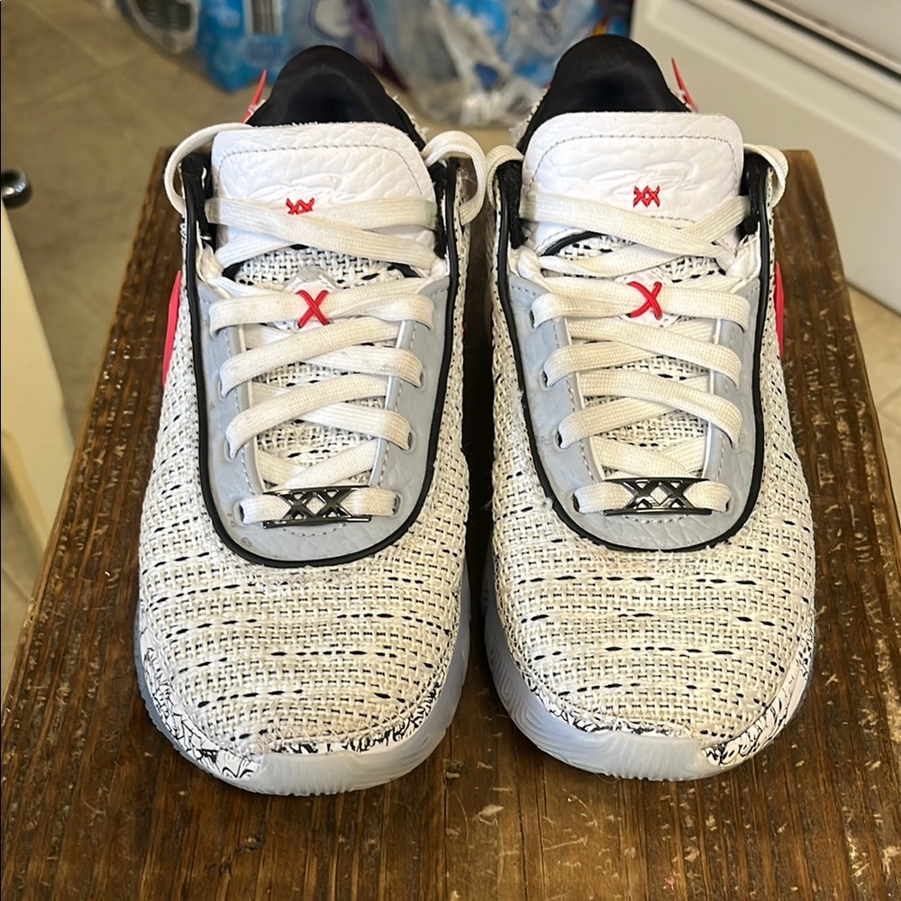 Nike White and Red Sneakers with Breathable Upper